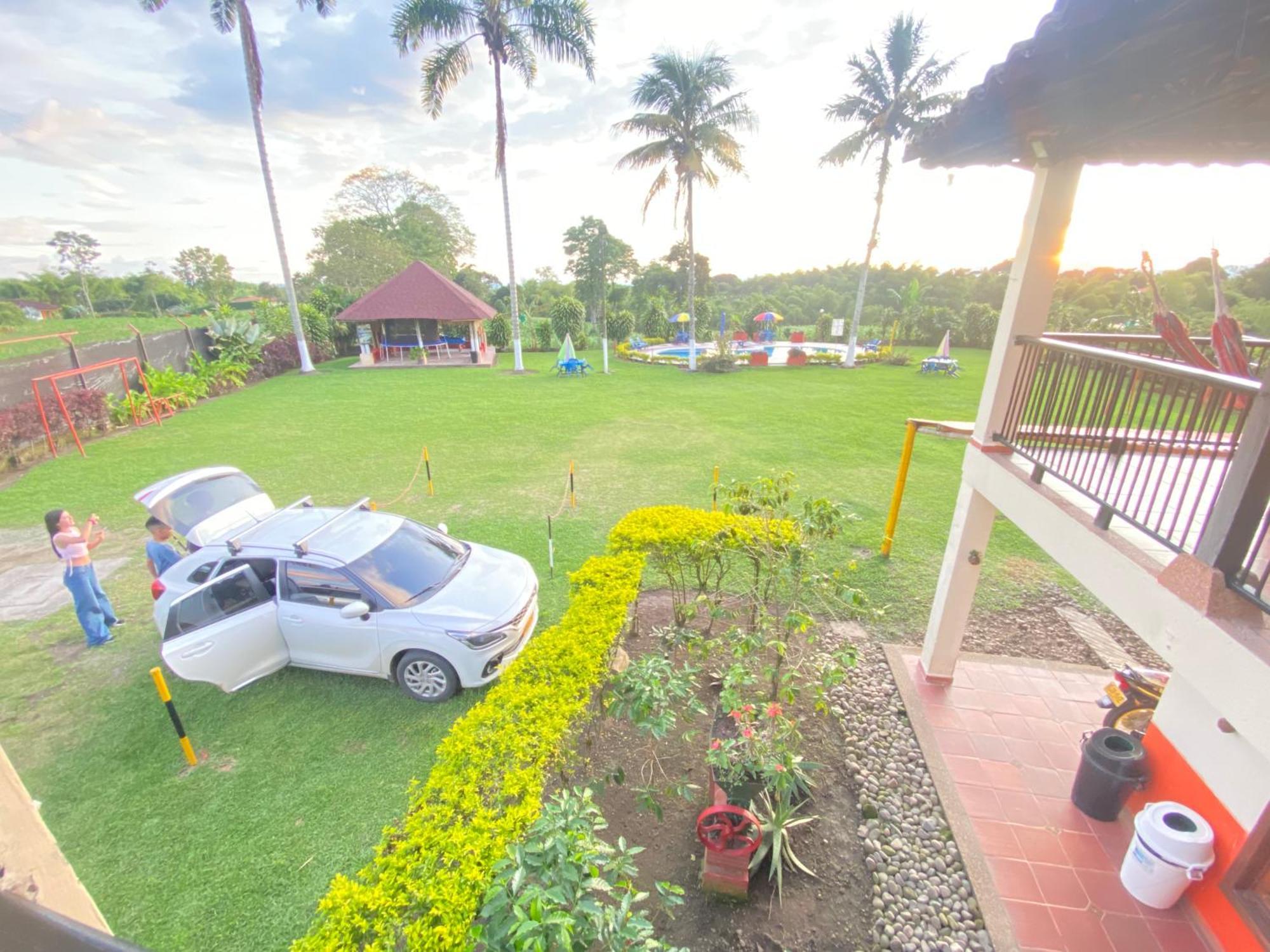 Finca Hotel Los Cocos Монтенегро Экстерьер фото