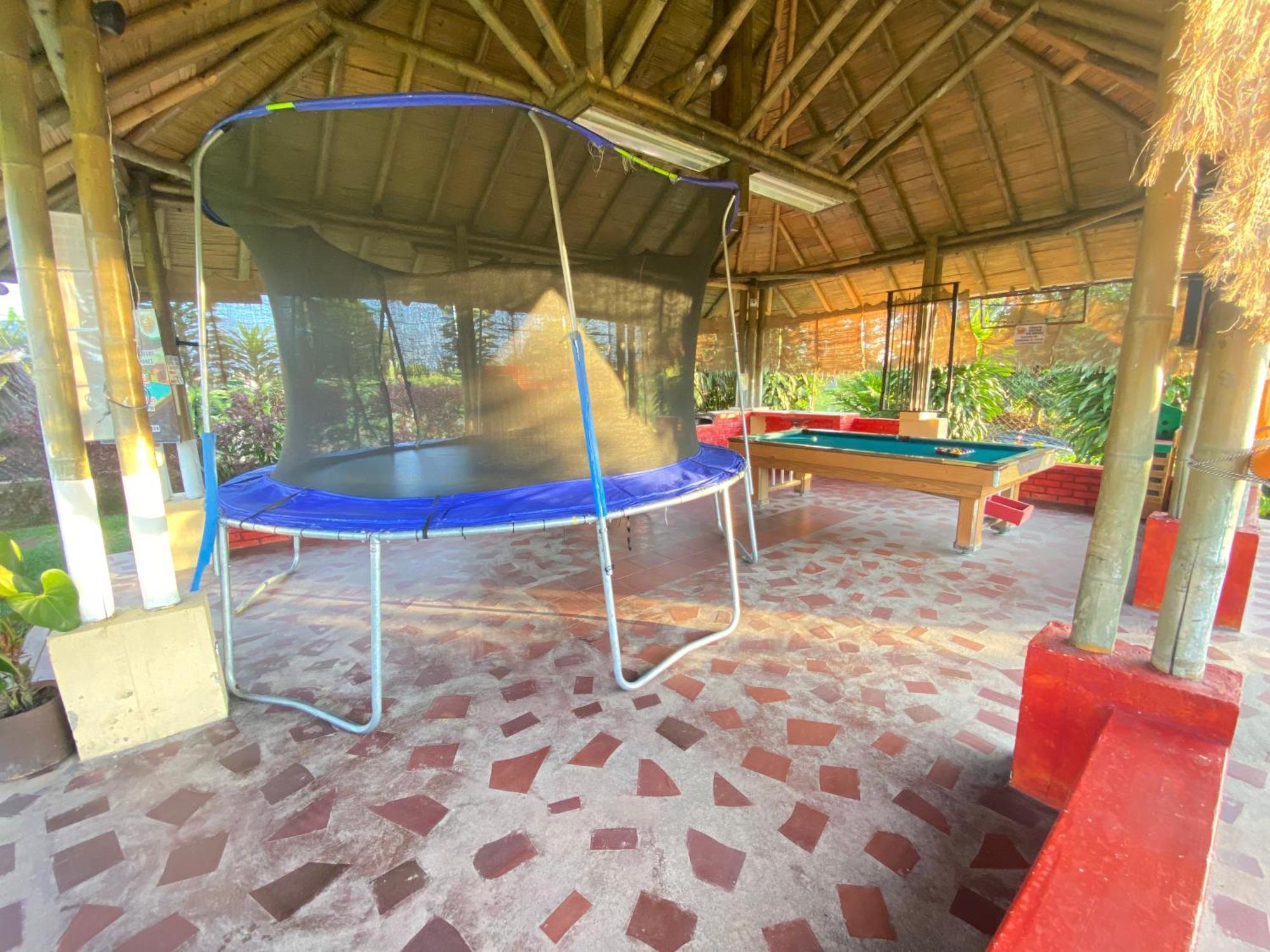 Finca Hotel Los Cocos Монтенегро Экстерьер фото