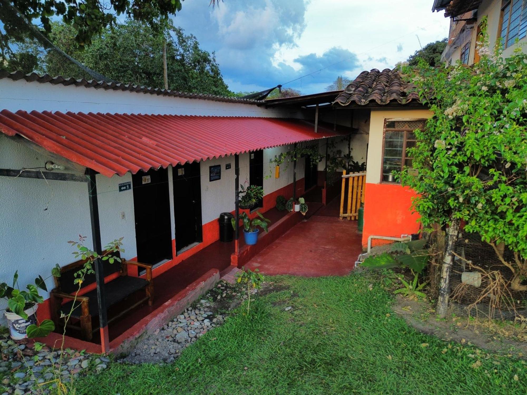 Finca Hotel Los Cocos Монтенегро Экстерьер фото